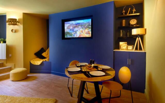 Knightstone Apartment