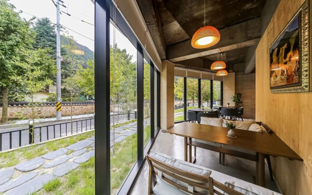 Ulsan Yeongnam Alps The Bamboo Hotel