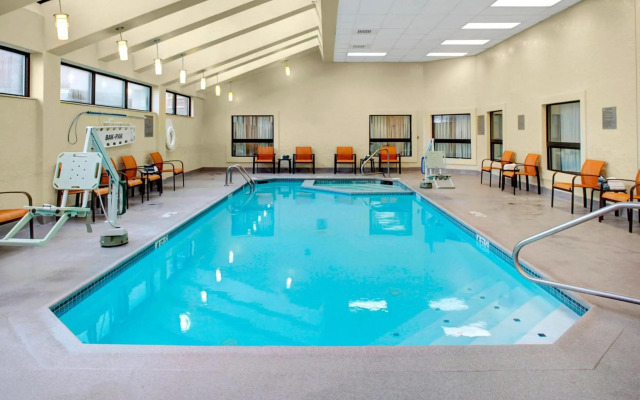 Courtyard by Marriott Columbus Downtown