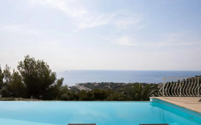 Stephanie - Les Issambres