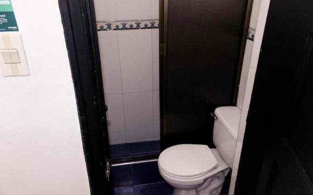 1083 Los Cerros de Bogotá