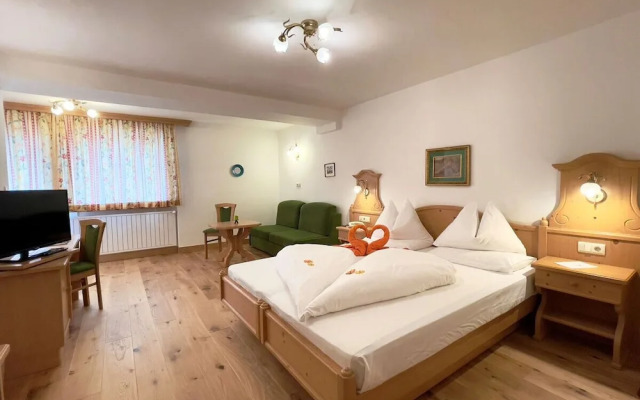 Mirabell Alpine Garden Resort