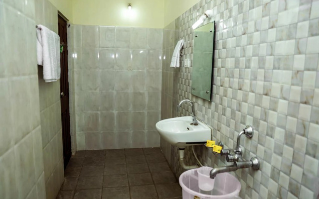 FabHotel ANS Cyber Castle HiTech City