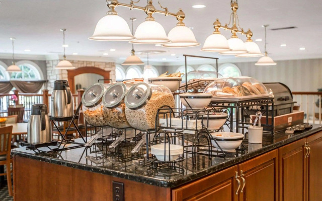 Comfort Inn & Suites East Greenbush - Albany