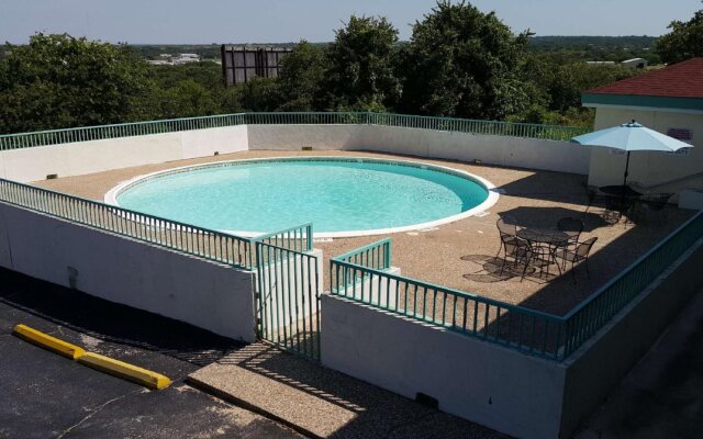 Americas Best Value Inn Bowie
