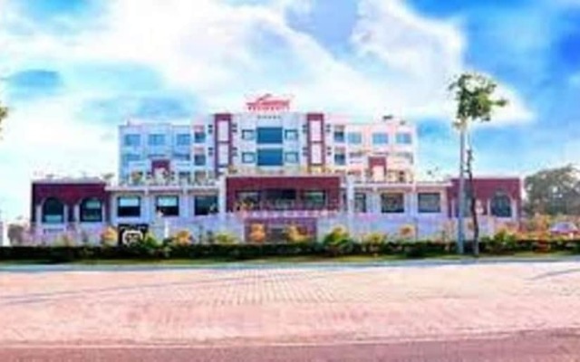 Hotel Luxmi Residency