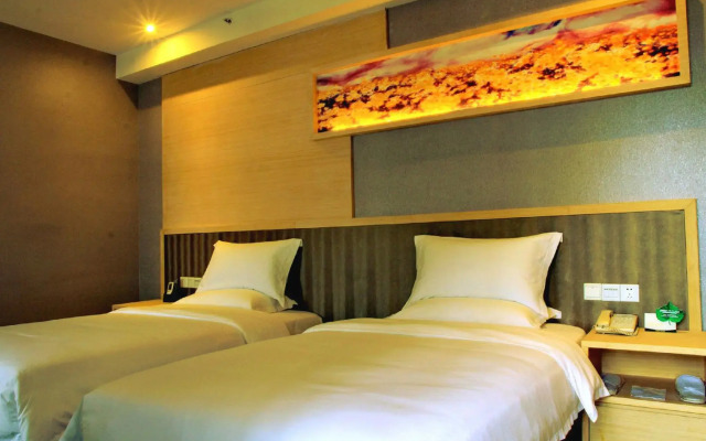 Neat Hotel