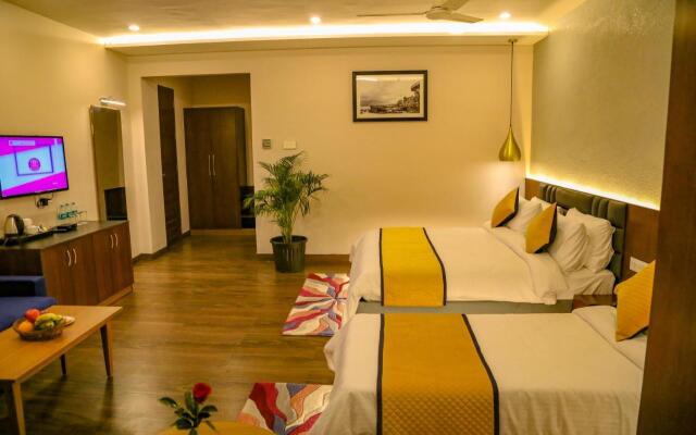 Four Leaf Hotel Sapphire Blue
