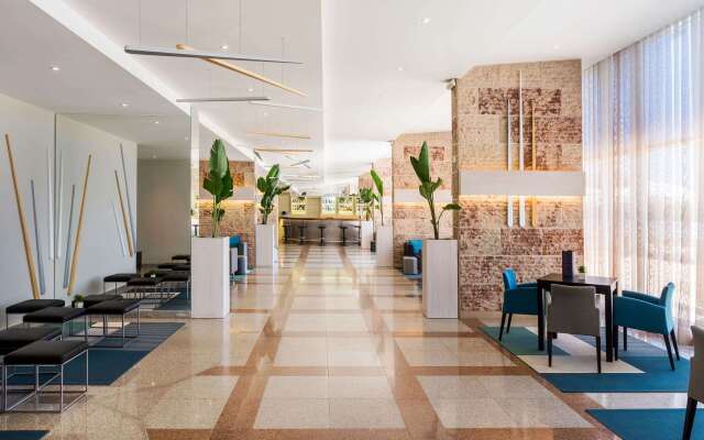 TRYP Lisboa Caparica Mar Hotel