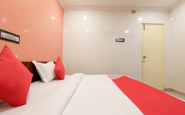 Vishnu Priya Residency By OYO Rooms