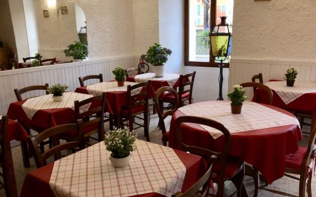 Auberge Du Pont Vieux