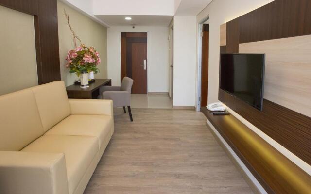 Hotel Gunawangsa MERR