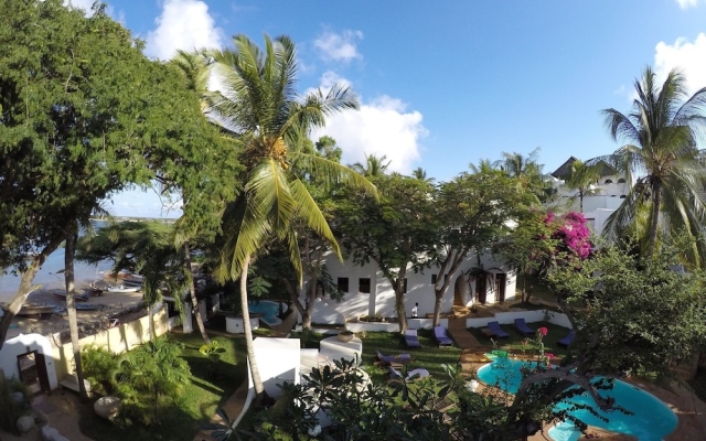 Kijani Hotel