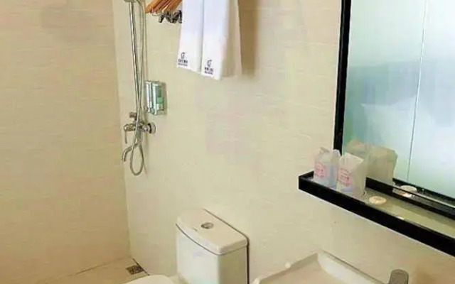 Tiecheng Hotel