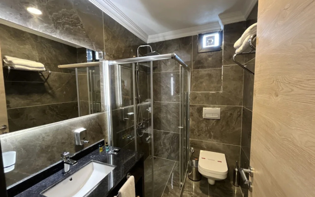 Avni Bey Otel