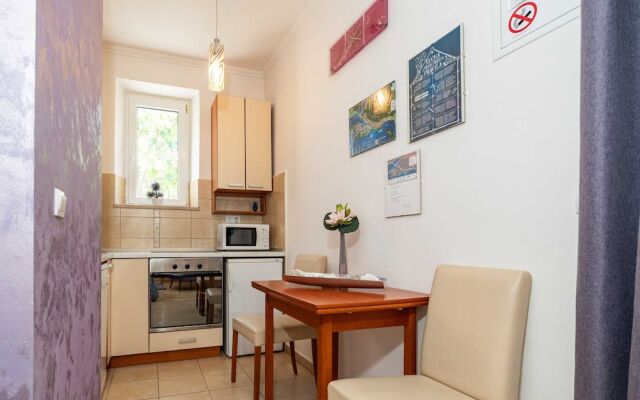 Apartments & Room Frane