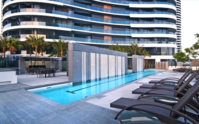 Oracle Sleek & Stylish 2 Bedroom Ocean View