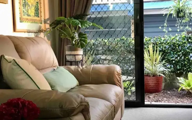 Open-plan Studio In Great Location