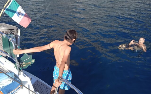 Captivating 2-bed Villa in Forio - Enjoy a Yacht