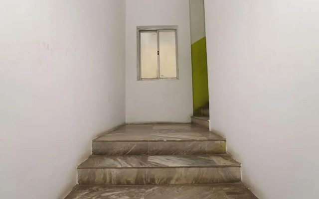 Amutha Residency