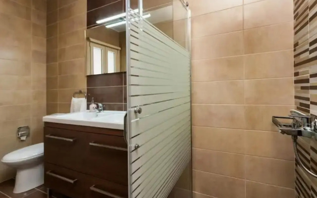 Villa Elizabeth - Seafront Modern Villa - Villa Elizabeth - Seafront Classic Villa