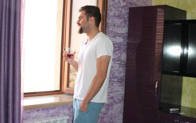 Planet Yerevan Hotel