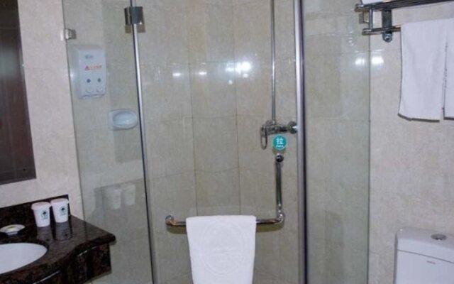 GreenTree Inn Chengdu Kuanzhai Alley RenMin Park Hotel