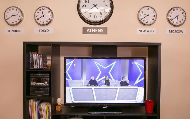 Spacious Apartment Next To Metro - Marousi