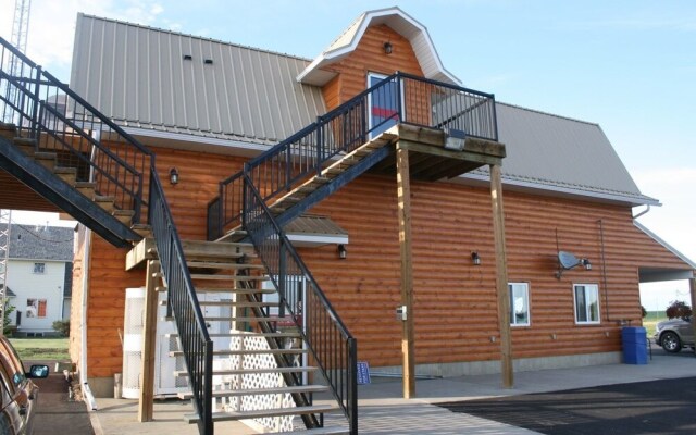 Happy Trails Campground & Cabins