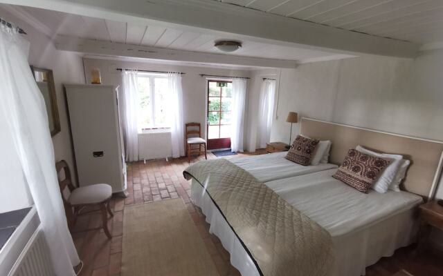 Östangård Bed & Breakfast