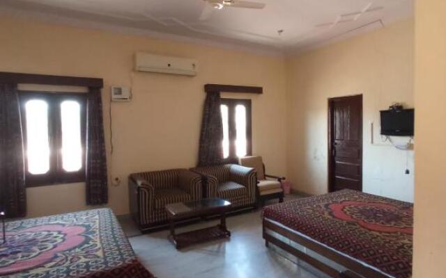 Ramkuti guest house