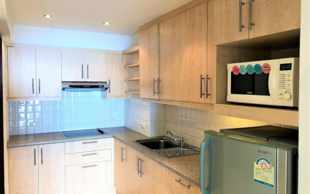 Metro Jomtien Condotel - Sleeps 2