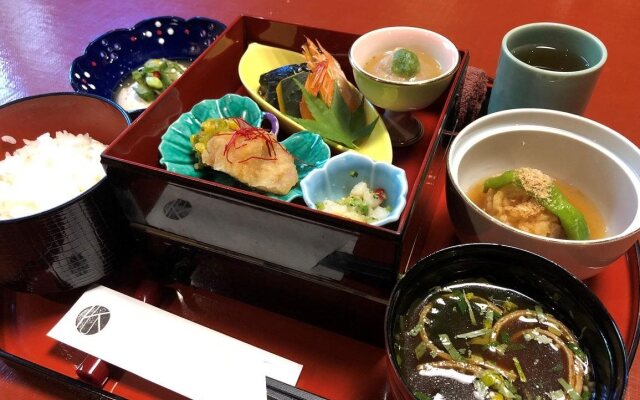 OKU Kamishichiken