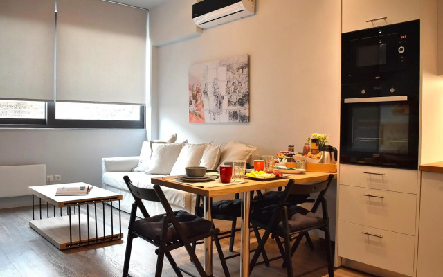 The LOFT Modern/Luxurius residence in Psyrri