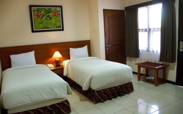 Atrium Resort & Hotel