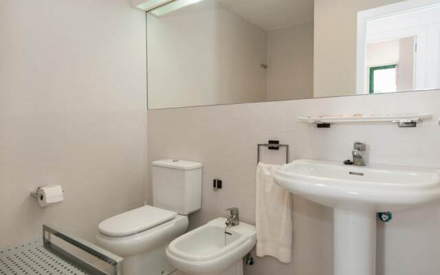 Beachfront Apartment Las Burras Fa03