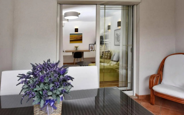 Apartments Sanja in one of favourite part of Poreč beach area