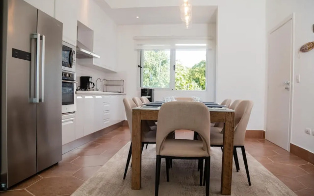 Playa Bonita Apartment at Lake View 32B