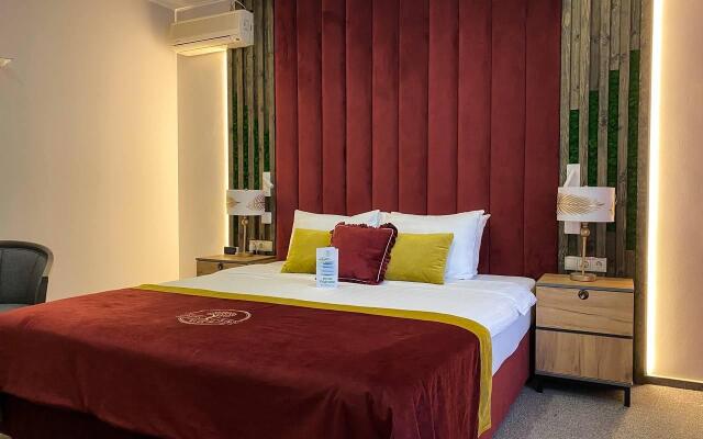 Green Garden Hotel