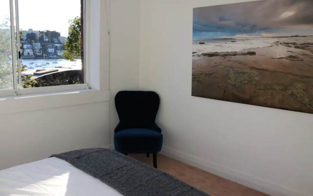 Luxury Double Bay Flat by Harbour Pool