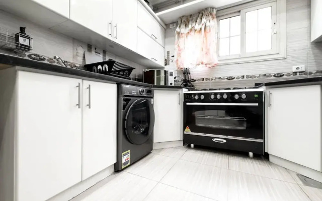 Serene & Spacey 2bdr 15 Min From CAI Airport