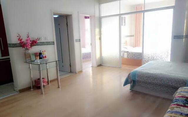 Harbin Lily Holiday Apartment