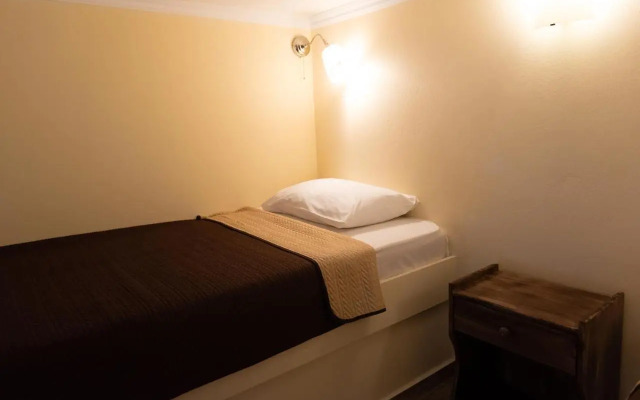 Evdokia's Apartments and Rooms