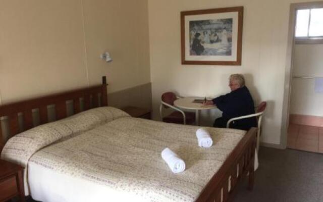 Ballarat Accommodation - Ballarat Budget Motel @ Woodmans Hill