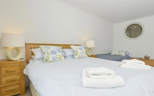 17 Burgh Island Causeway