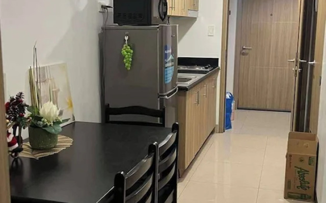 Metros Hideaway Shore 2 Tower 1