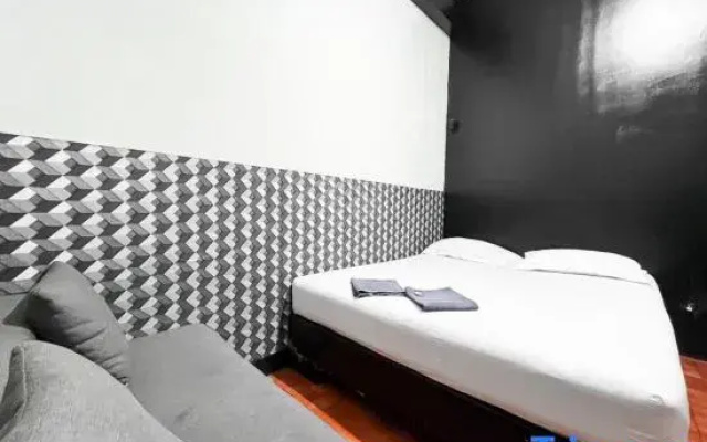 Modom Residence