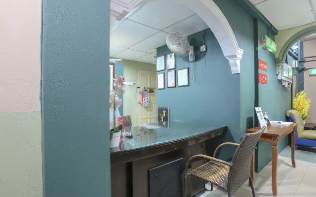 OYO 904 Avee Budget Inn