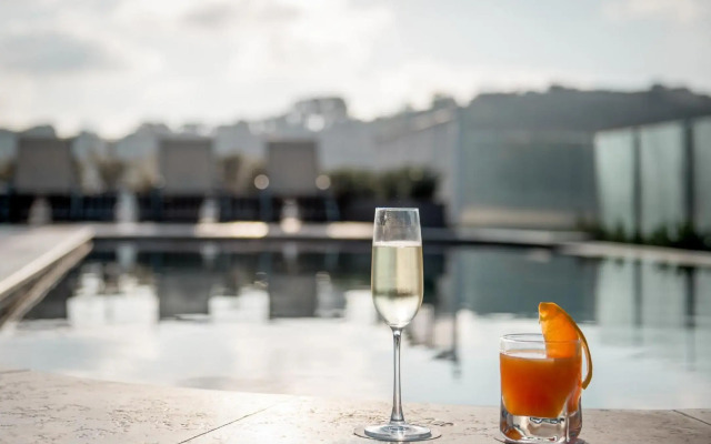 Cesca's Boutique Hotel
