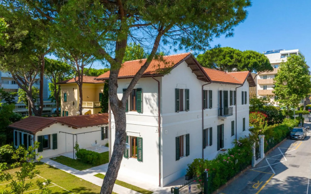 Hotel Select Suites & Spa / Apartments
